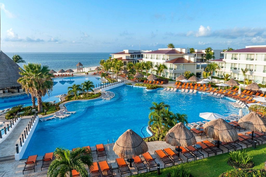 moon palace cancun cover