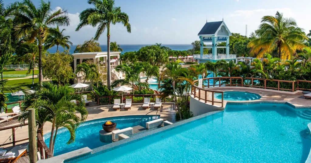 Sandal's Dunn's River