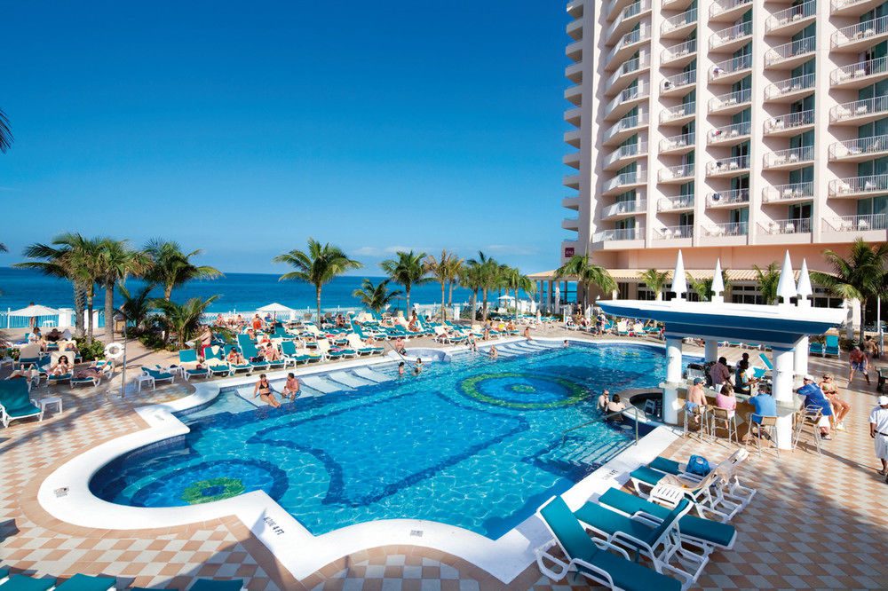hotel riu palace paradise island